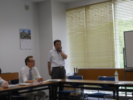 司会益子武雄会員